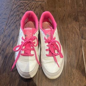 REEBOK PINK CLUB C